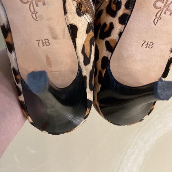 Cole Haan leopard print booties- LIKE NEW - Picture 5 of 6